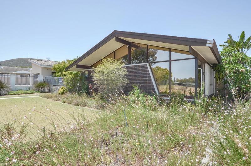 4 Bedroom Property for Sale in Parow North Western Cape